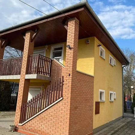 Rózsa Lak