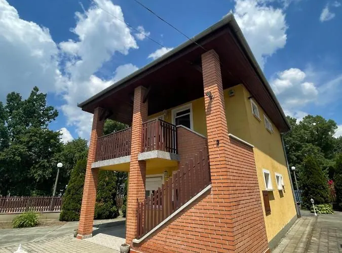 Apartmán Rozsa Lak *